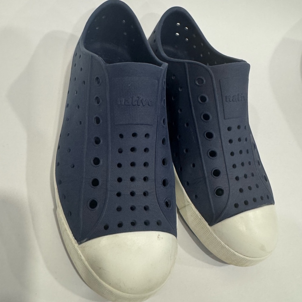 Native Big Kid Shoes Jefferson Regatta Blue Slip On Water Proof Size Junior 3
